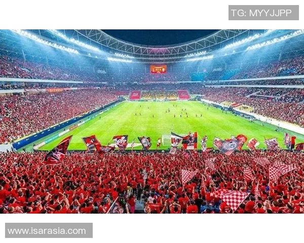 足球球星齐聚一堂激情庆祝共同荣誉彰显团队精神与辉煌成就 足球球星齐聚一堂激情庆祝共同荣誉彰显团队精神与辉煌成就