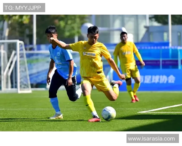 中国足球新星崛起探索本土球员潜力与发展之路 中国足球新星崛起探索本土球员潜力与发展之路