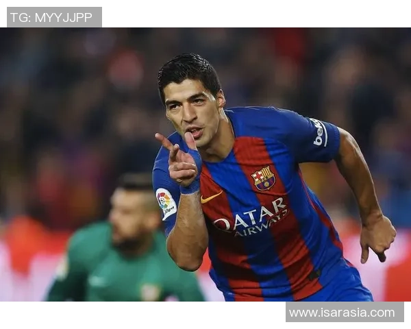 四人足球组合的传奇球星盘点与历史影响分析 四人足球组合的传奇球星盘点与历史影响分析