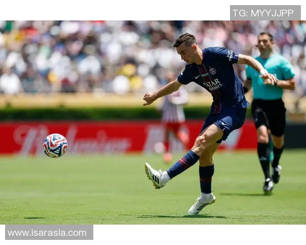 巴黎圣日耳曼足球队全明星阵容及关键球员解析